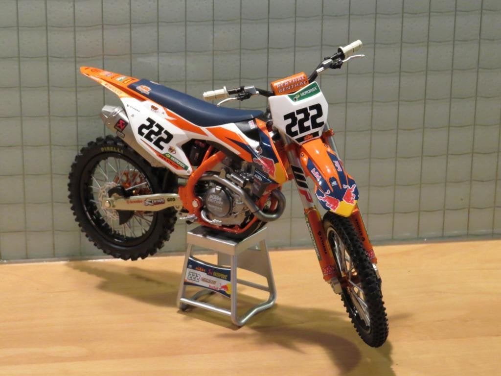 Antonio Cairoli #222 KTM 450 SX-F 2017 red bull team 1:12, Enlèvement ou Envoi, Neuf, 1:9 à 1:12, Moteur