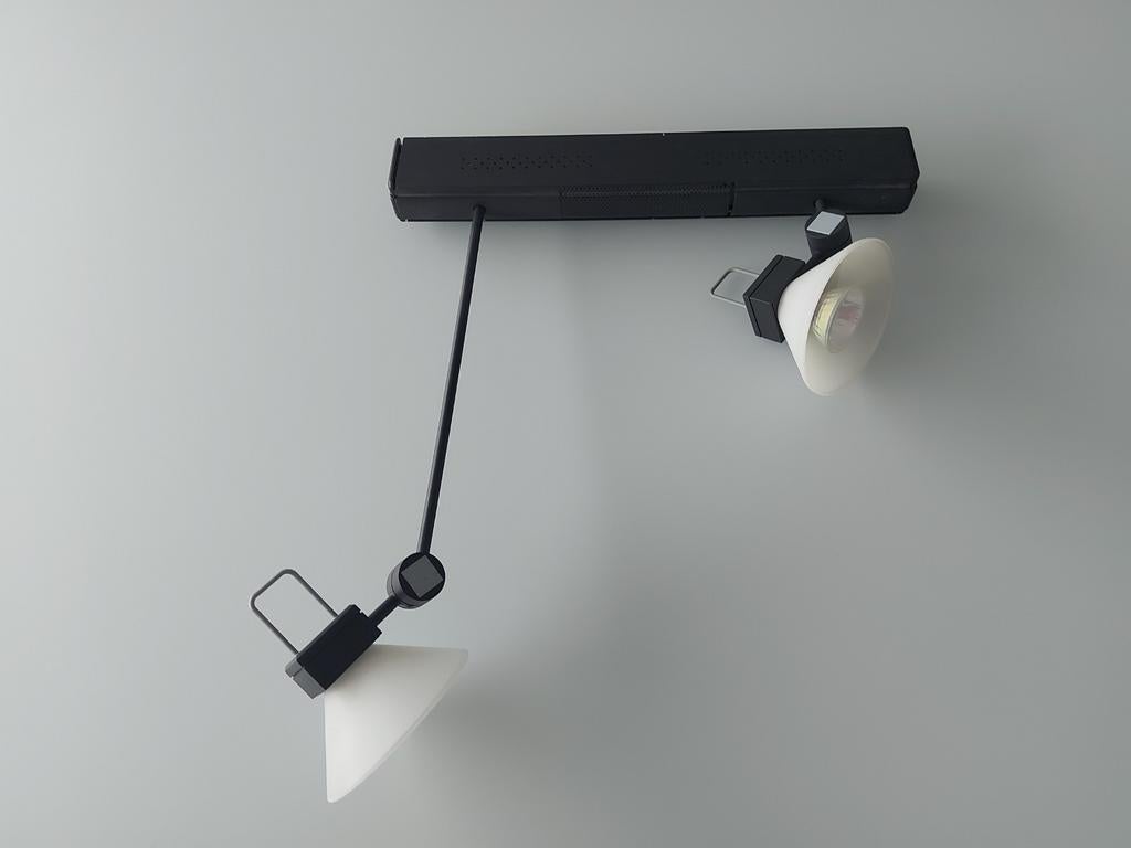 Luminaire moderne avec 2 lampes halogènes réglables, Maison & Meubles, Lampes | Spots, Enlèvement ou Envoi, Halogène, Spot encastrable ou Spot mural