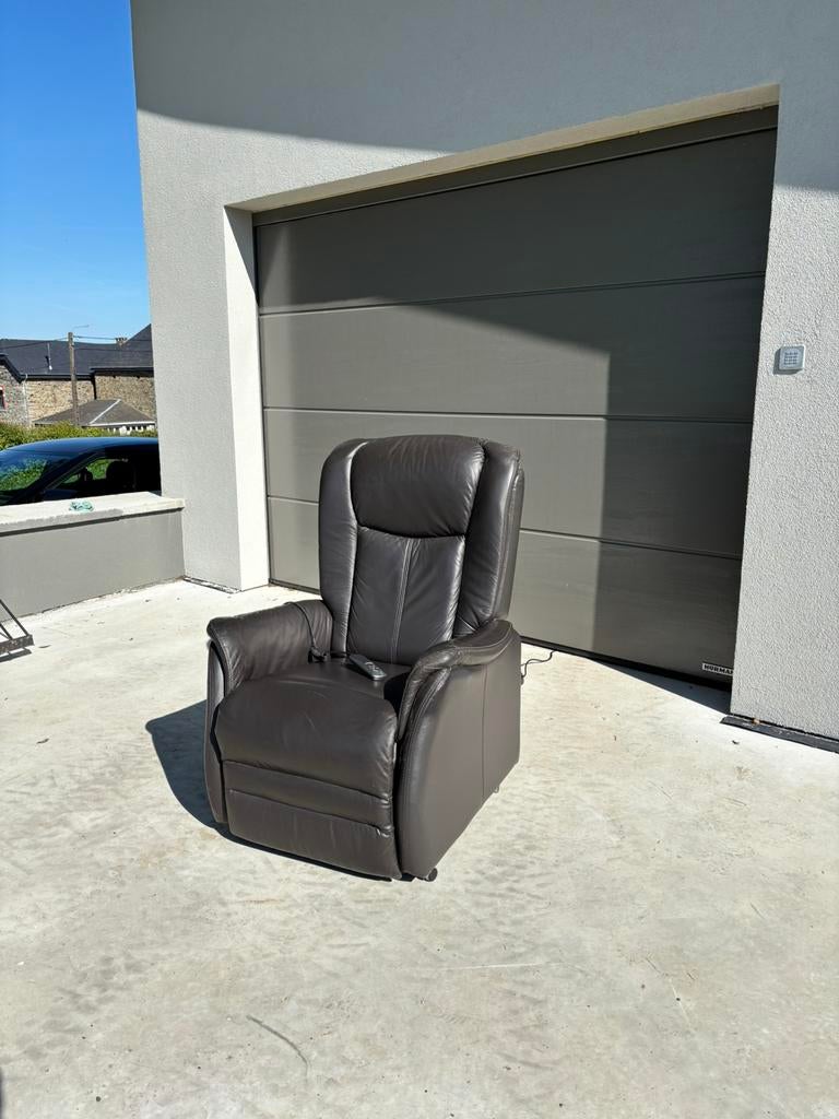 Fauteuil électrique, 125 à 150 cm, Enlèvement, Utilisé, Moderne