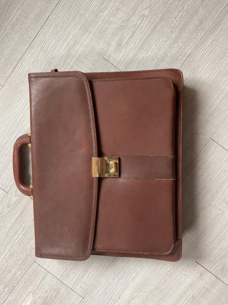 Porte documents  vintage en cuir, Bijoux, Sacs & Beauté, Sacs | Cartables, Cuir, 30 à 40 cm, 30 à 40 cm, Comme neuf
