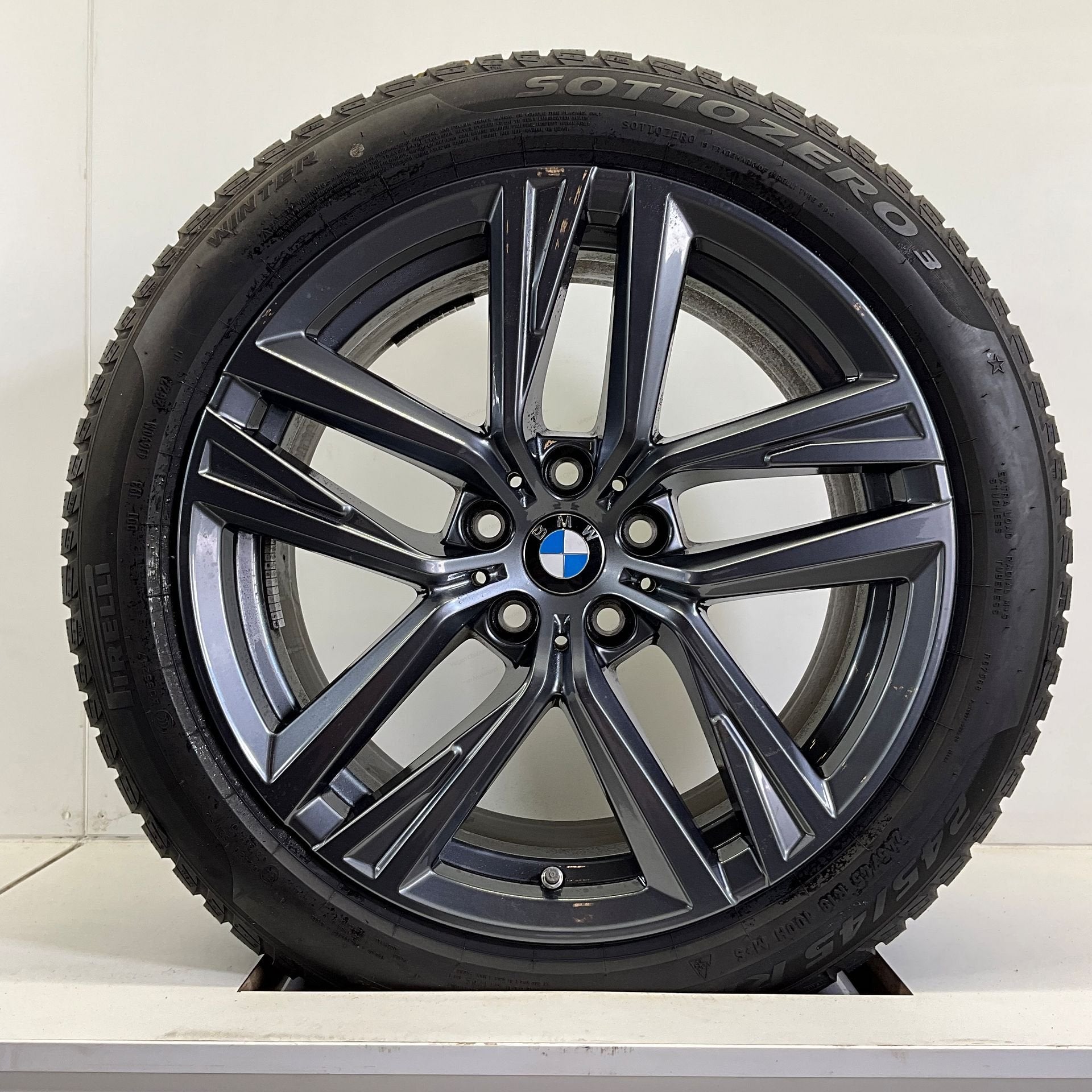 BMW 4 SERIE G26 I4 G26 SET VELGEN + WINTERBANDEN 18 INCH ORI, 18 inch, -, -, Banden en Velgen