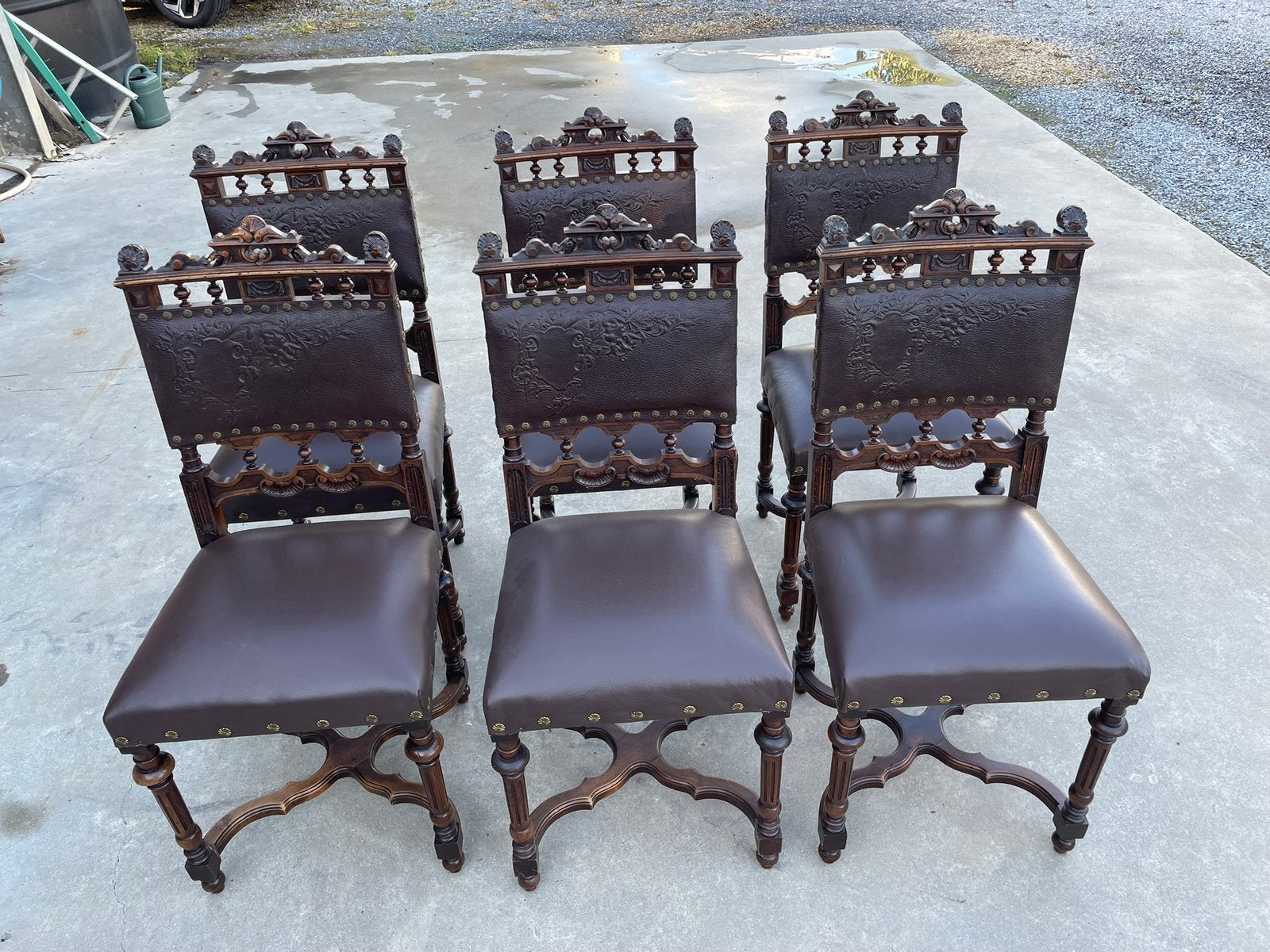 Zes antieke vintage stoelen, Ophalen