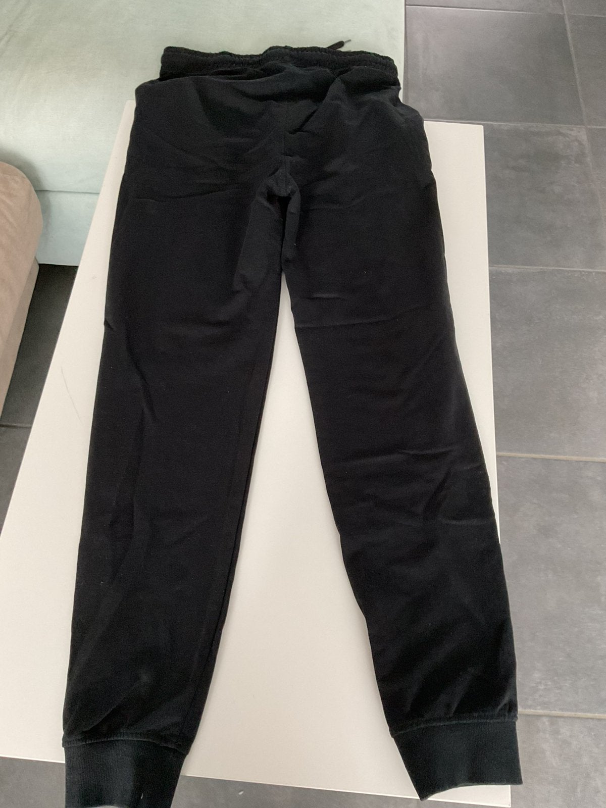 Joggingbroek Kiabi (maat M) NIEUW!, Ophalen of Verzenden, Nieuw, Maat 48/50 (M), Zwart