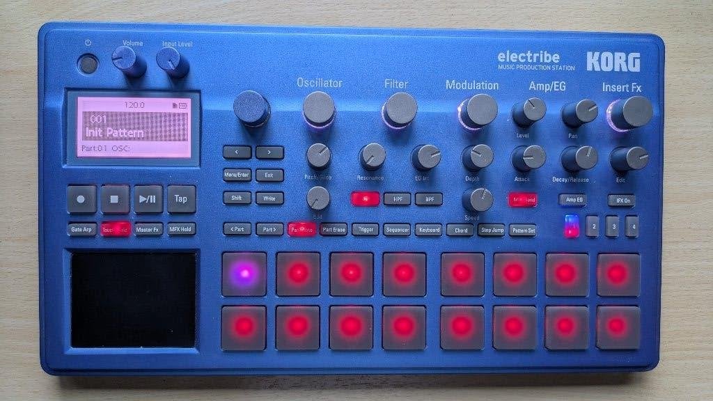 Korg Electribe 2 with Hacktribe, Musique & Instruments, Enlèvement, Utilisé