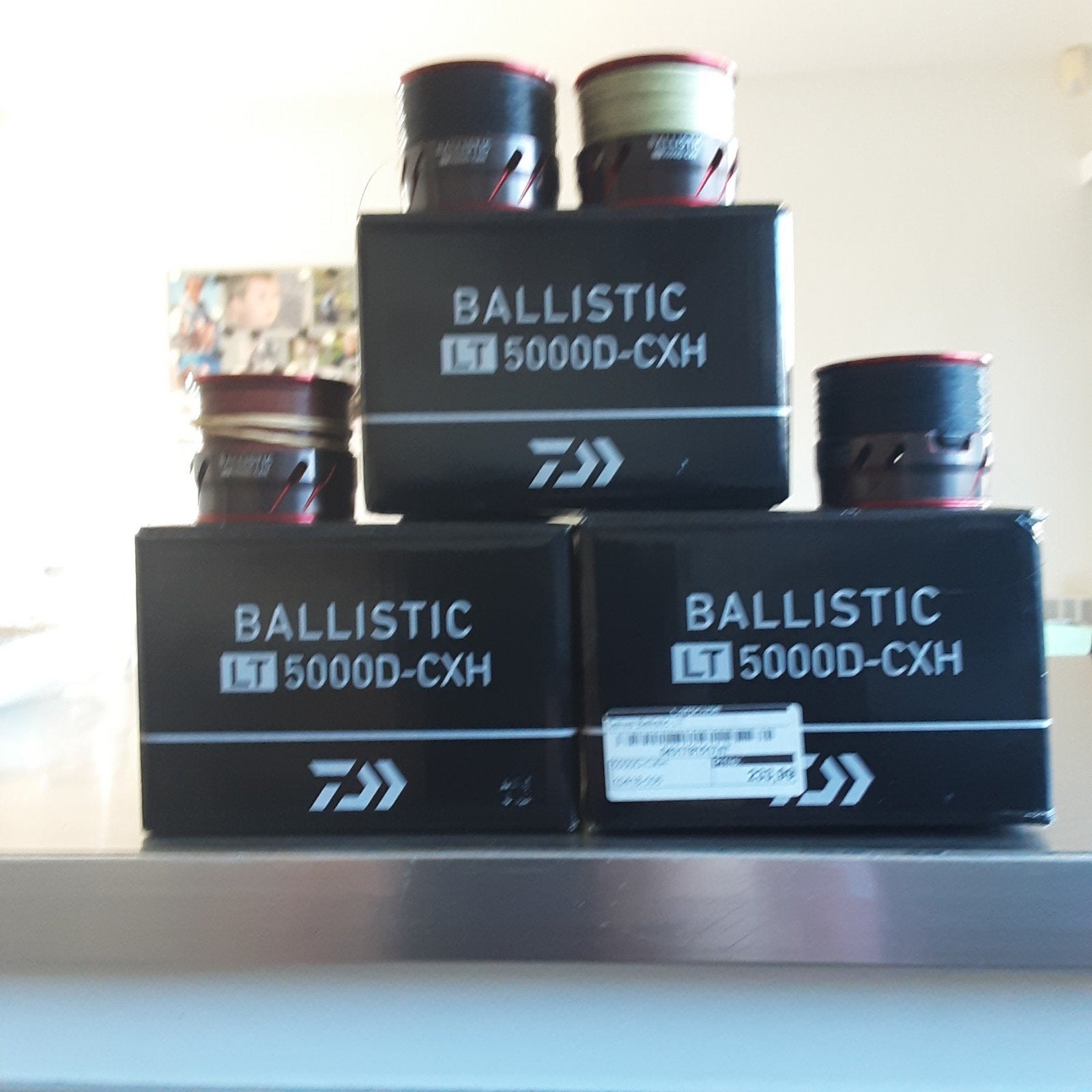 À vendre, 3 bobines Daiwa Ballistic LT5000 D-CXH + 4 bobines, Enlèvement, Utilisé