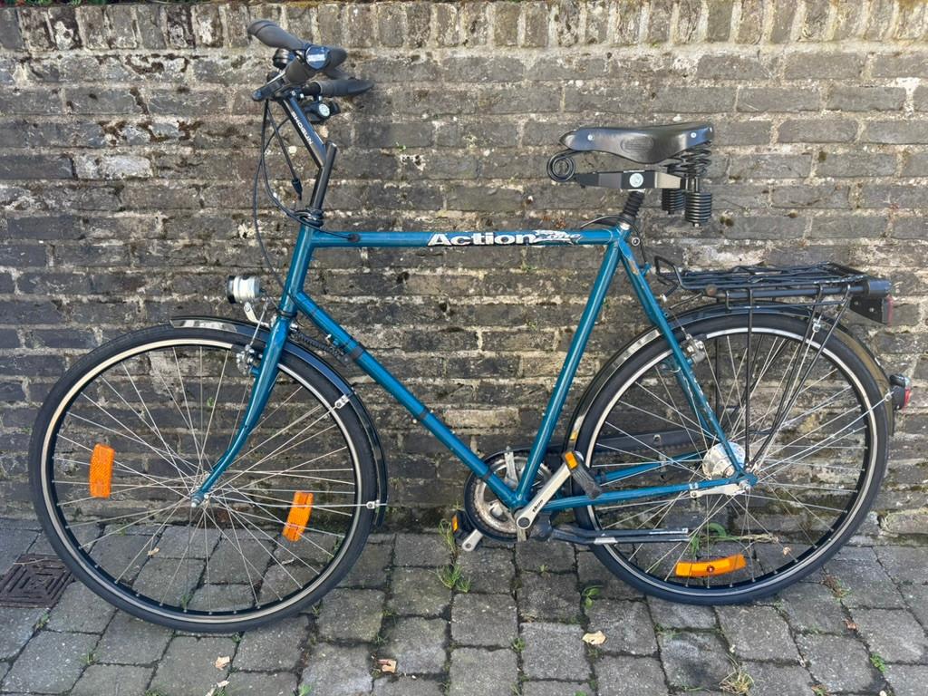 28'' vélo de ville, cadre en acier et une selle à suspension, 61 tot 65 cm, Ophalen, Gebruikt, Versnellingen