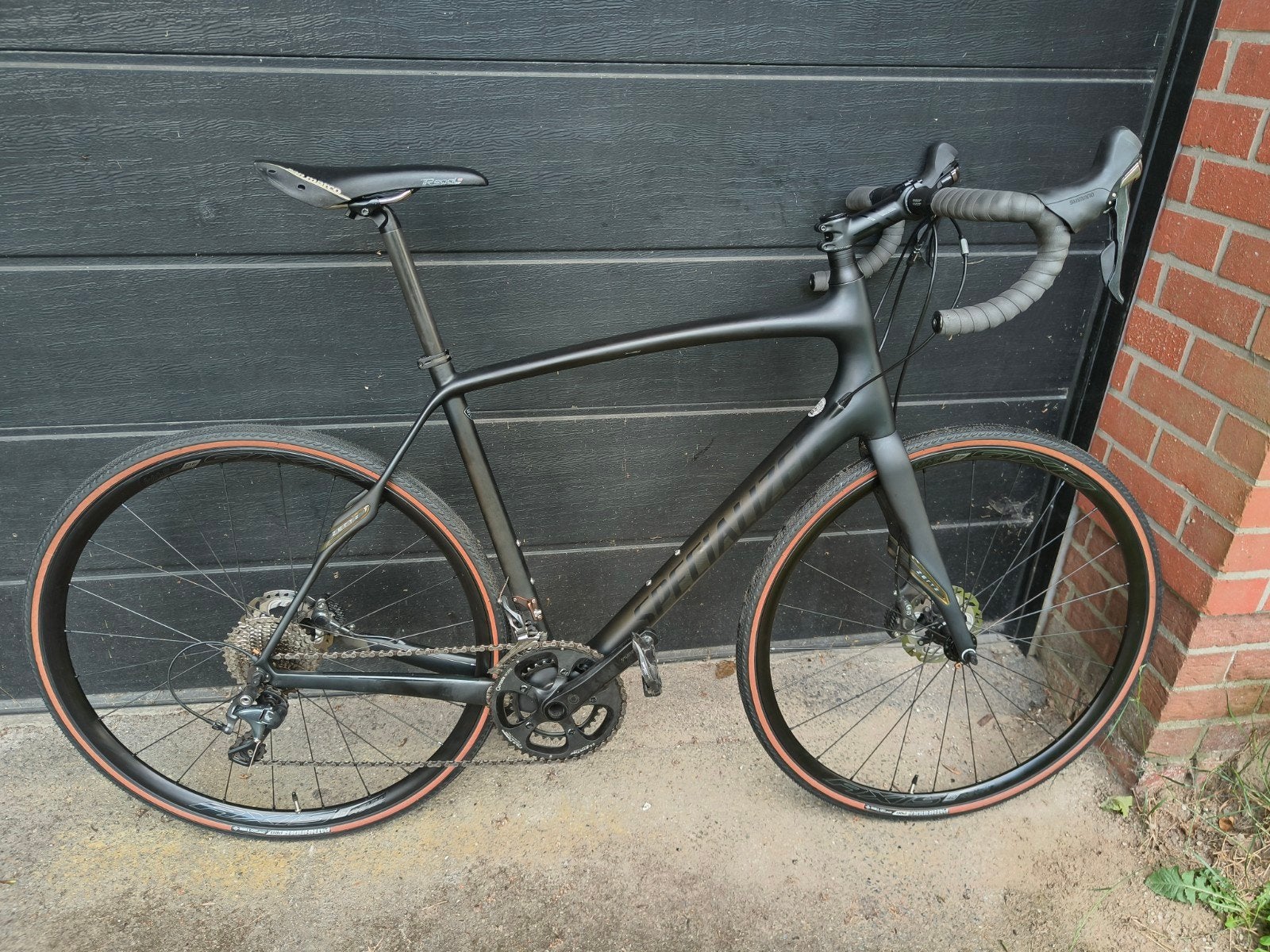 Roubaix spécialisé, Enlèvement, Carbone