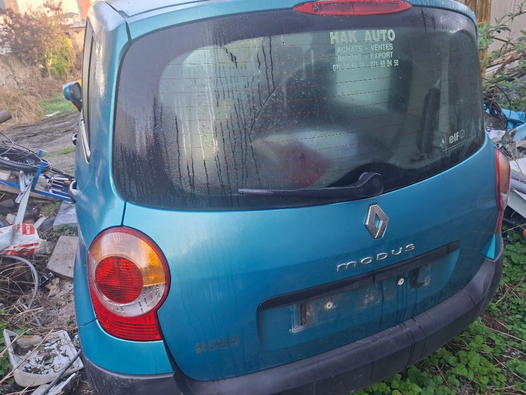 Te koop Renault Modus benzine 12 cilinder onderdelen, Auto's, Voorwielaandrijving, 12 cc, 4 cilinders, Blauw