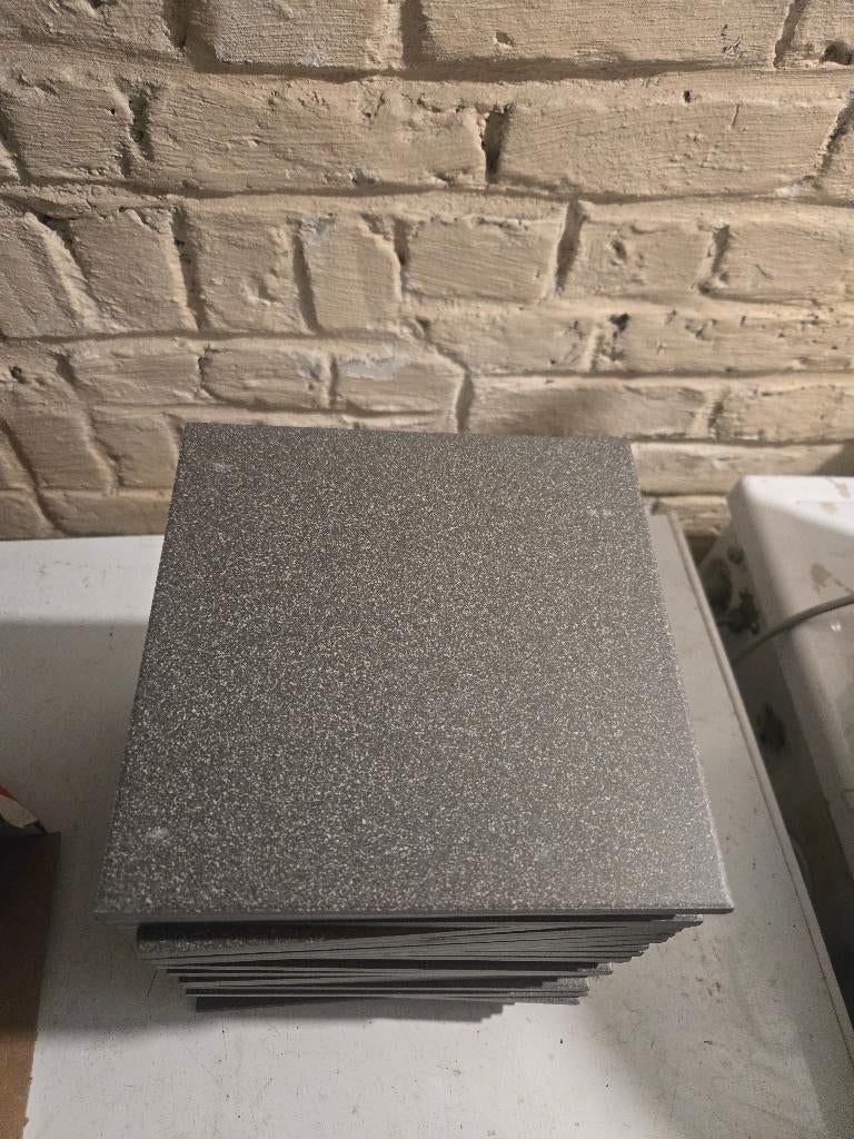 Carelage, Enlèvement, Neuf