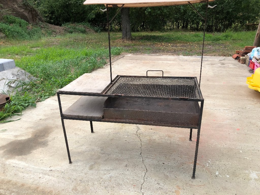 grote BBQ, Enlèvement, Utilisé