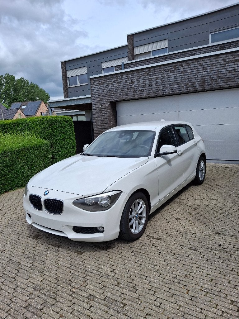 BMW 116d 2013 276 000 km, Autos, BMW, Particulier, Série 1, ABS, Airbags, Air conditionné, Climatisation automatique, Ordinateur de bord