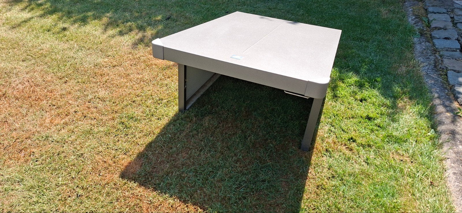 Tondeuse à gazon robotisée Cottage., Jardin & Terrasse, Tondeuses robotisées, Enlèvement