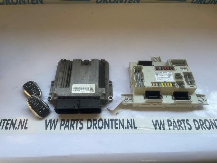 Ordinateur gestion moteur d'un Alfa Romeo Giulia, Autos : Pièces & Accessoires, -, 3 mois de garantie, Utilisé, Alfa Romeo