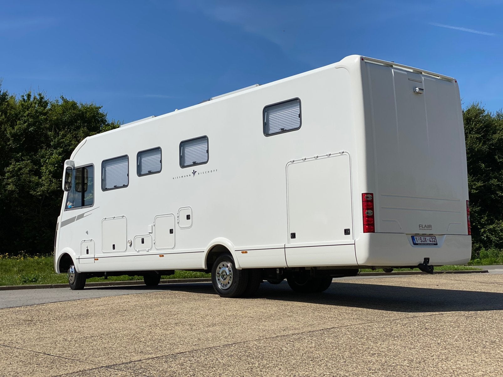 Niesmann Bischoff mobilhome, Caravans en Kamperen, Niesmann+Bischoff, Ringverwarming, Diesel, Particulier