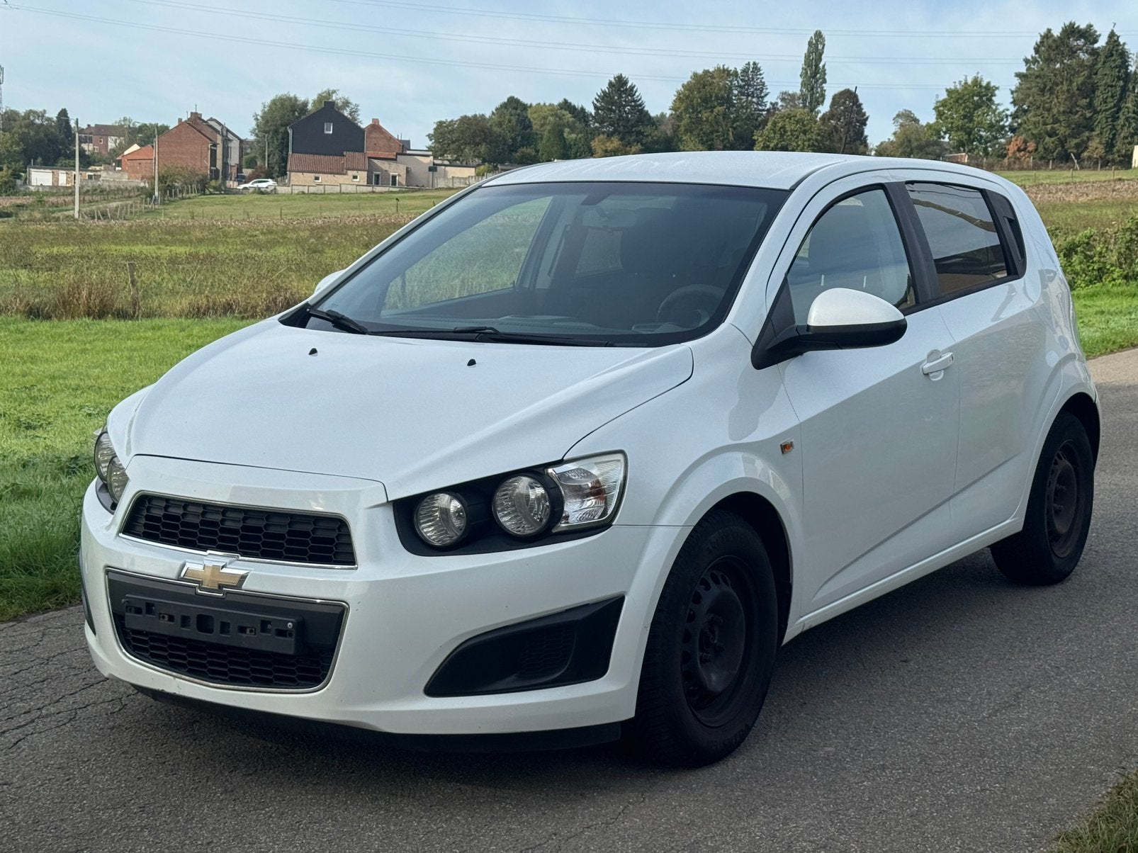 Chevrolet Aveo 1.2i 2013 Euro 5 Airco Full carnet 1Main Ctok, Autos, Achat, Aveo, Entreprise, Boîte manuelle