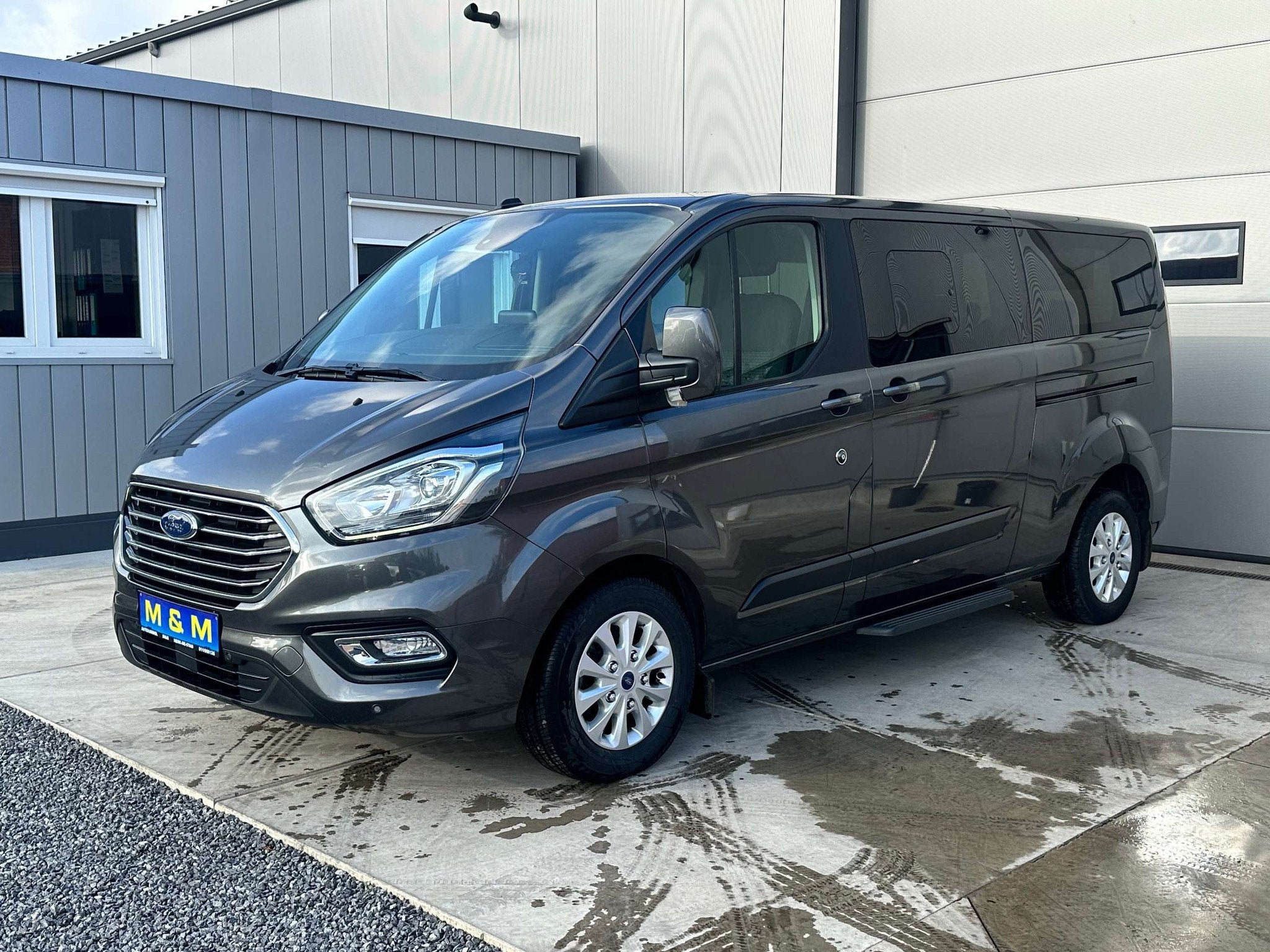 Ford Tourneo Custom Tourneo Custom 2.0 TDCi L2H1 Titanium *, Auto's, Automaat, Gebruikt, 4 cilinders, 130 pk