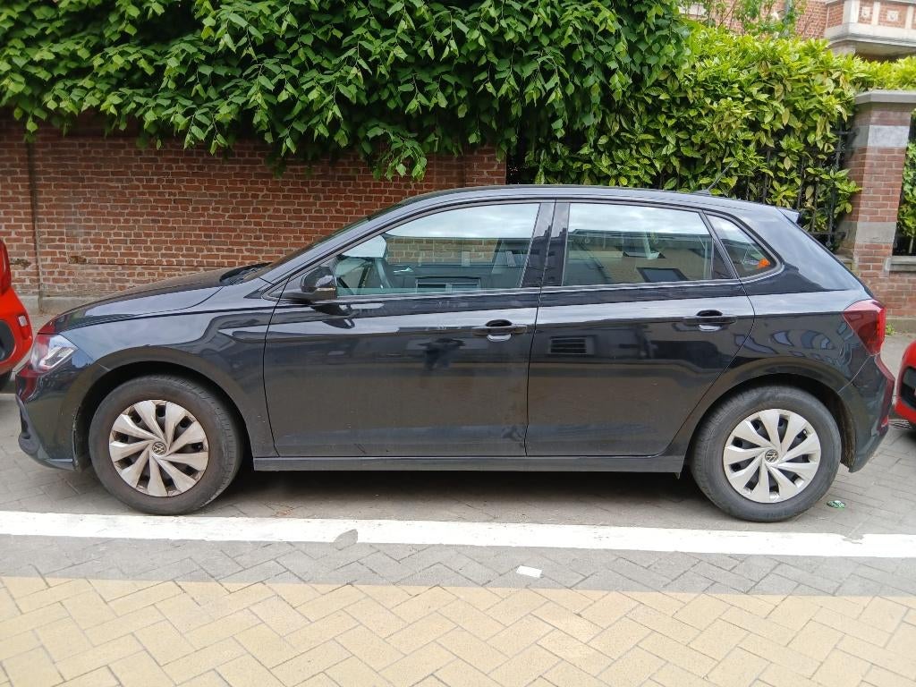 Volkswagen Polo (2022) — 1.0 Benzine — 56.350 km, Auto's, Voorwielaandrijving, Stof, 580 kg, Zwart