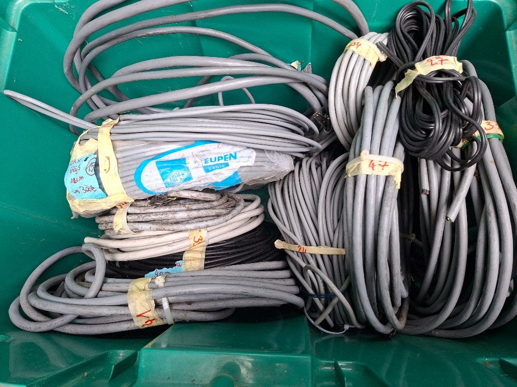 Kabels electriciteit / XVB, SVV, COAX, LIYY, PU, Ophalen, Zo goed als nieuw, Kabel of Snoer