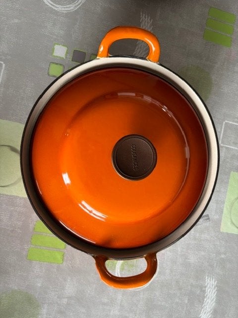 Cousances /le creuset Stoofpan Rond, Geëmailleerd Gietijzer , Ophalen, Gietijzer, Le Creuset, Zo goed als nieuw