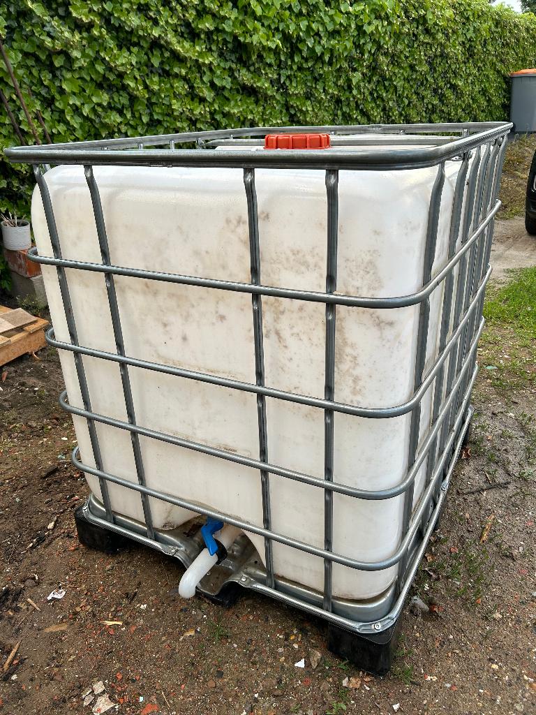 IBC regenton 1000L, Ophalen, Kunststof, Gebruikt, Met kraantje
