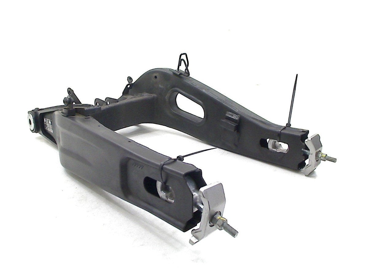 ACHTERBRUG Yamaha MT 07 2021-2024 (MT07 MT-07 FZ-07 RM341), Yamaha Motor Europe N.V., Gebruikt, Customersupport@yamaha-motor.co.uk