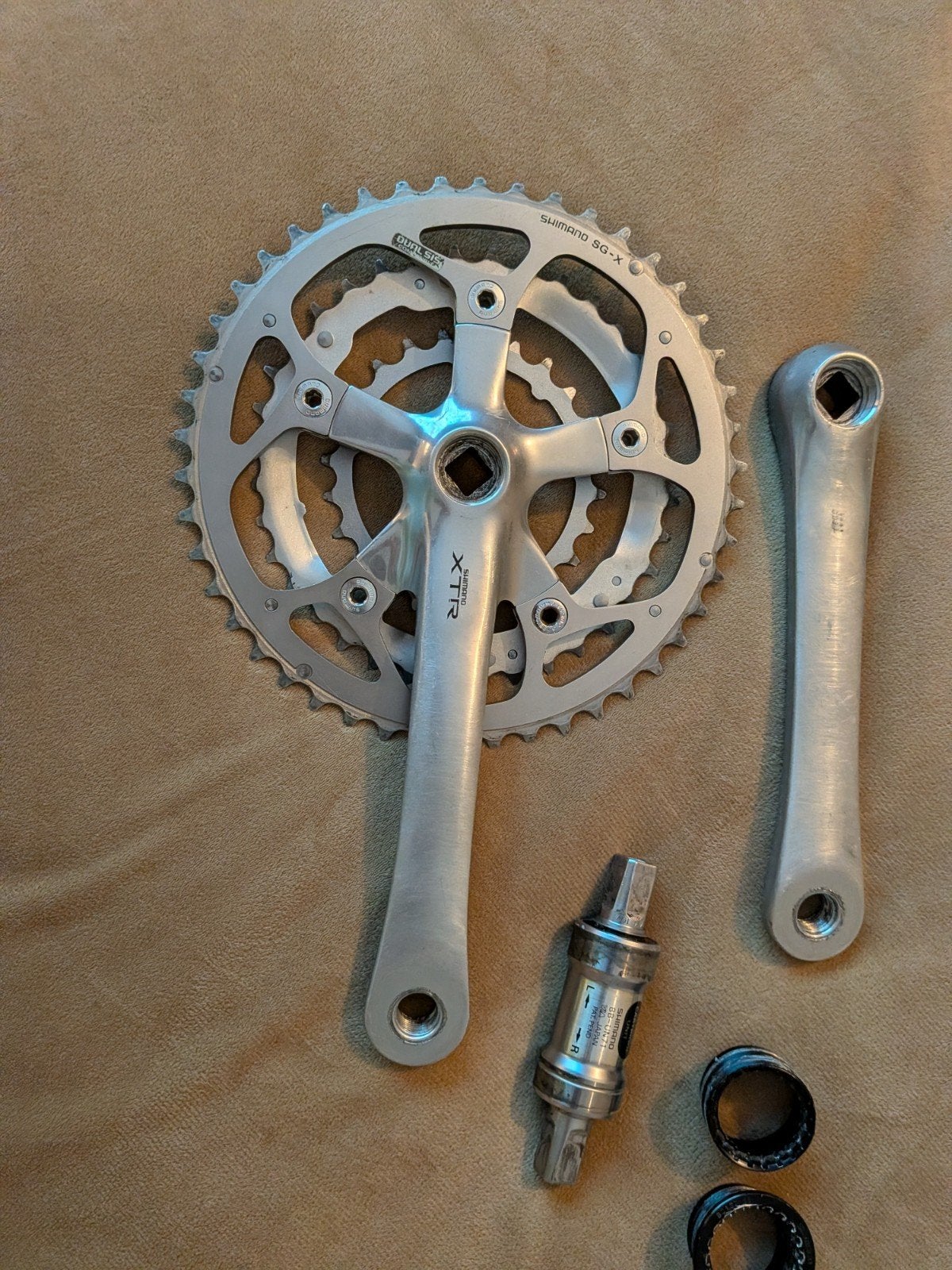 Shimano XTR M900 Crankstel (FC-M900) + BB-UN71 Trapas, Enlèvement
