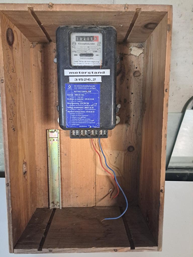 Energiemeter, Ophalen