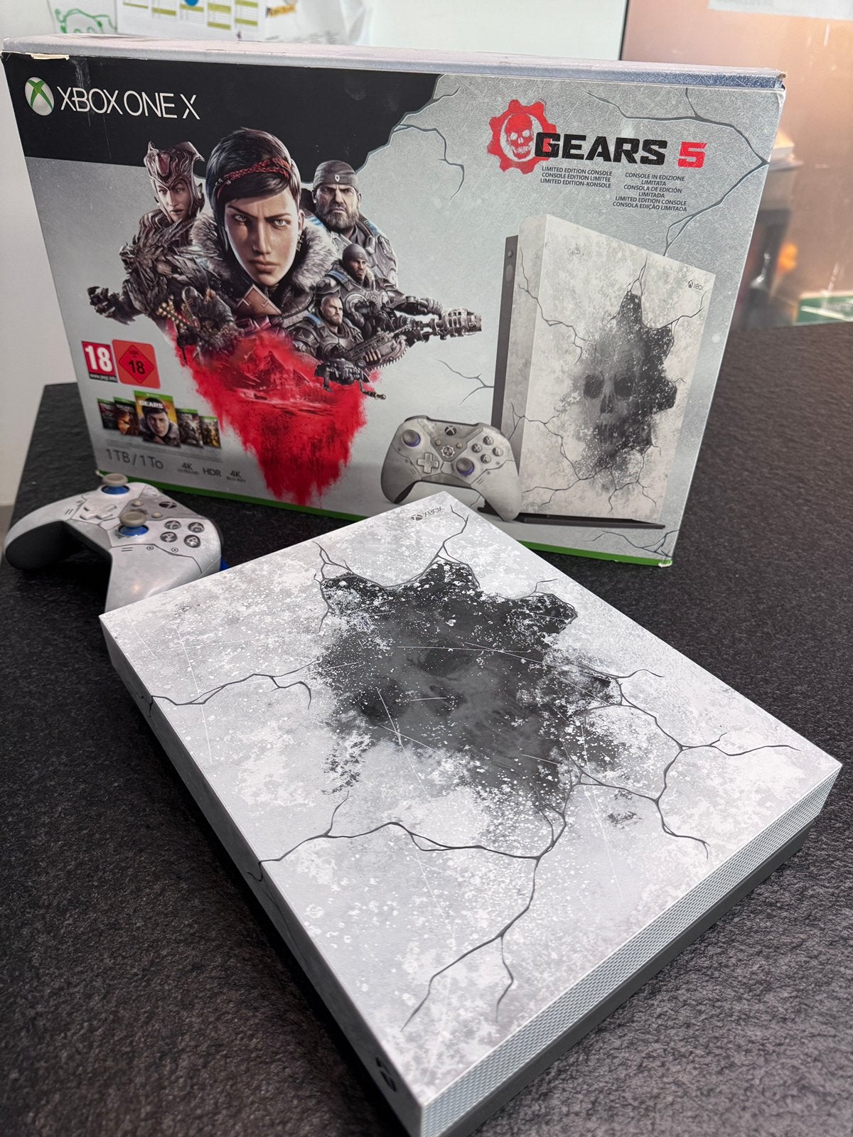 Xbox One X Gears of War Limited Edition – 1TB, Ophalen, Zo goed als nieuw
