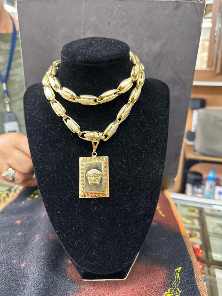 14k 585 Versace 46g gouden ketting ophalen bij juwelier, Handtassen en Accessoires, Ophalen, Met hanger, Zo goed als nieuw, Goud