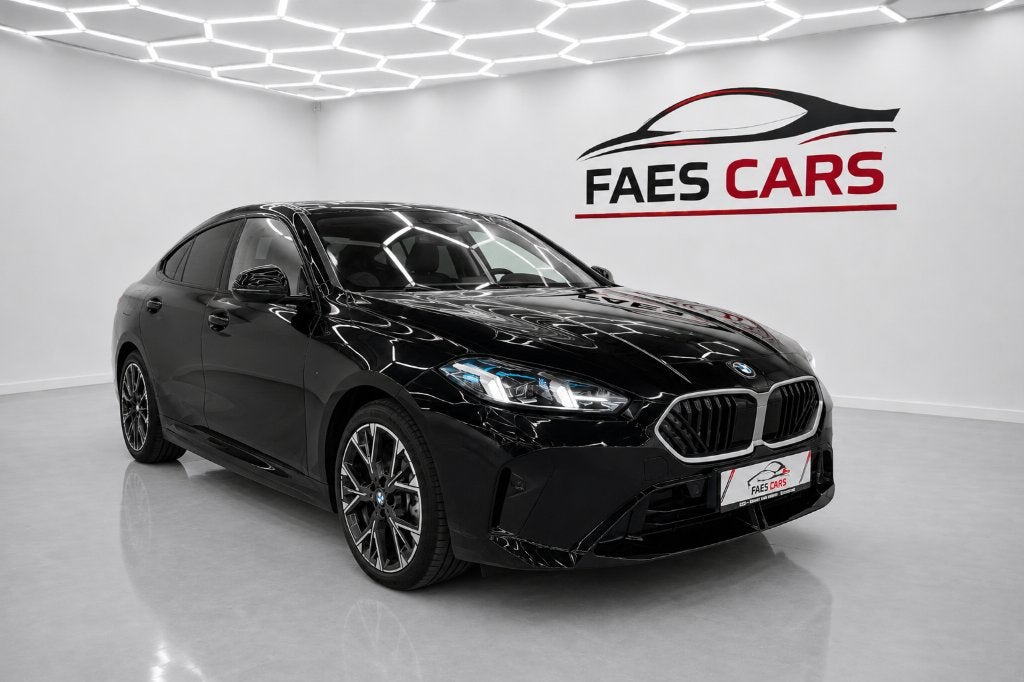 Bmw 216 Grand Coupé M pakket als nieuw, Autos, BMW, 90 kW, Entreprise, Garantie prolongée, Entretenue par le concessionnaire