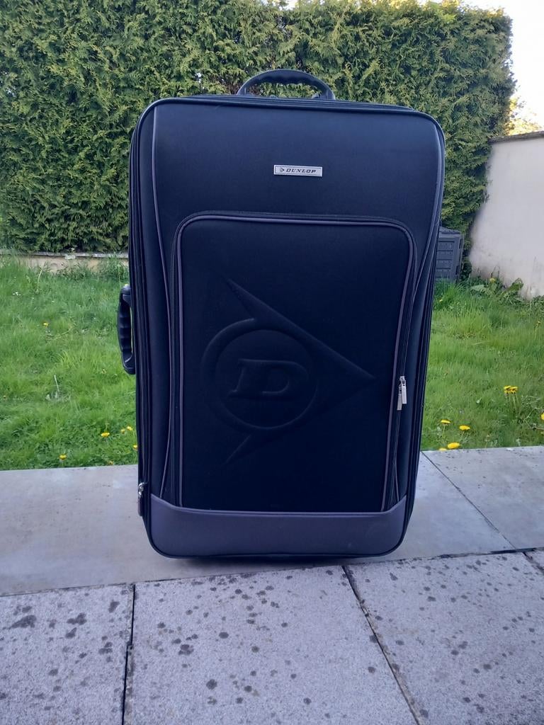 Grande valise Dunlop, Enlèvement