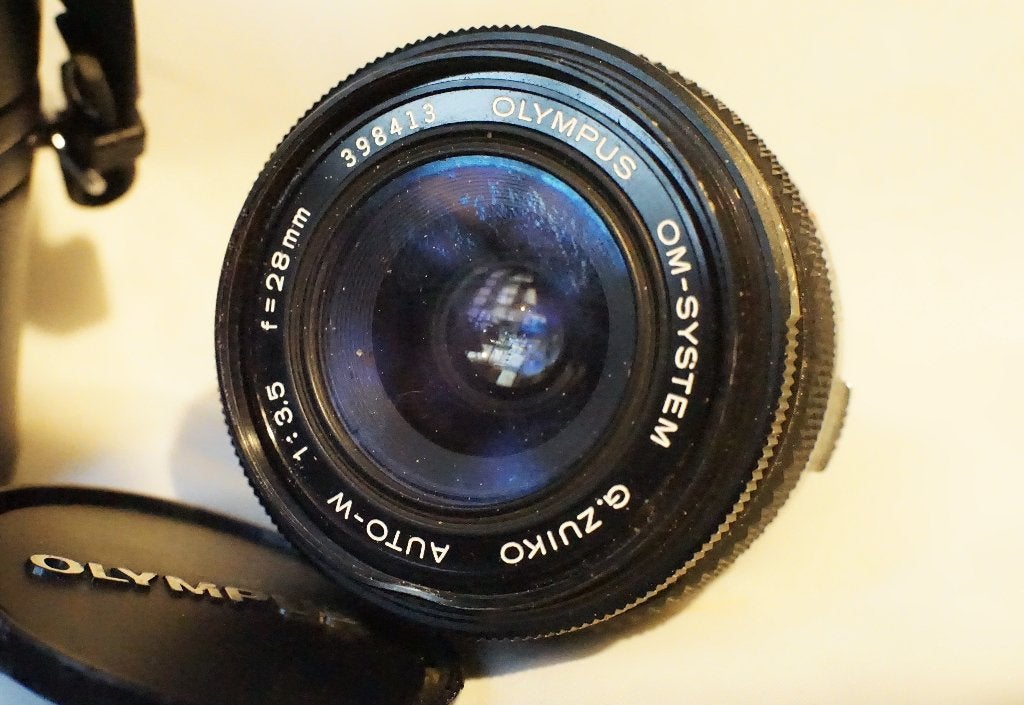 Olympus-OM-Zuiko-Auto-W 28 mm 3,5, Audio, Tv en Foto, Ophalen of Verzenden, Olympus