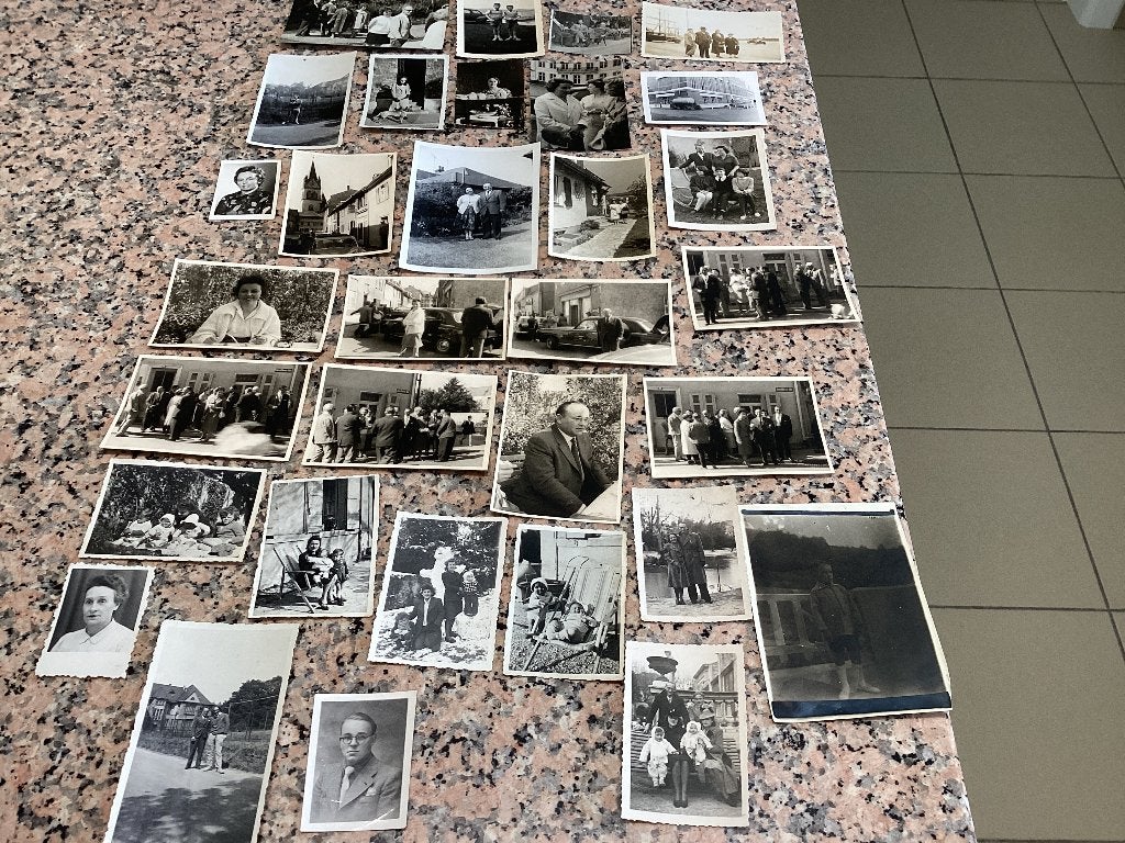 Lot van 32 oude foto’s. Veel kleiner formaat, Verzamelen, Foto's en Prenten, Ophalen of Verzenden, 1940 tot 1960, Gebruikt, Foto
