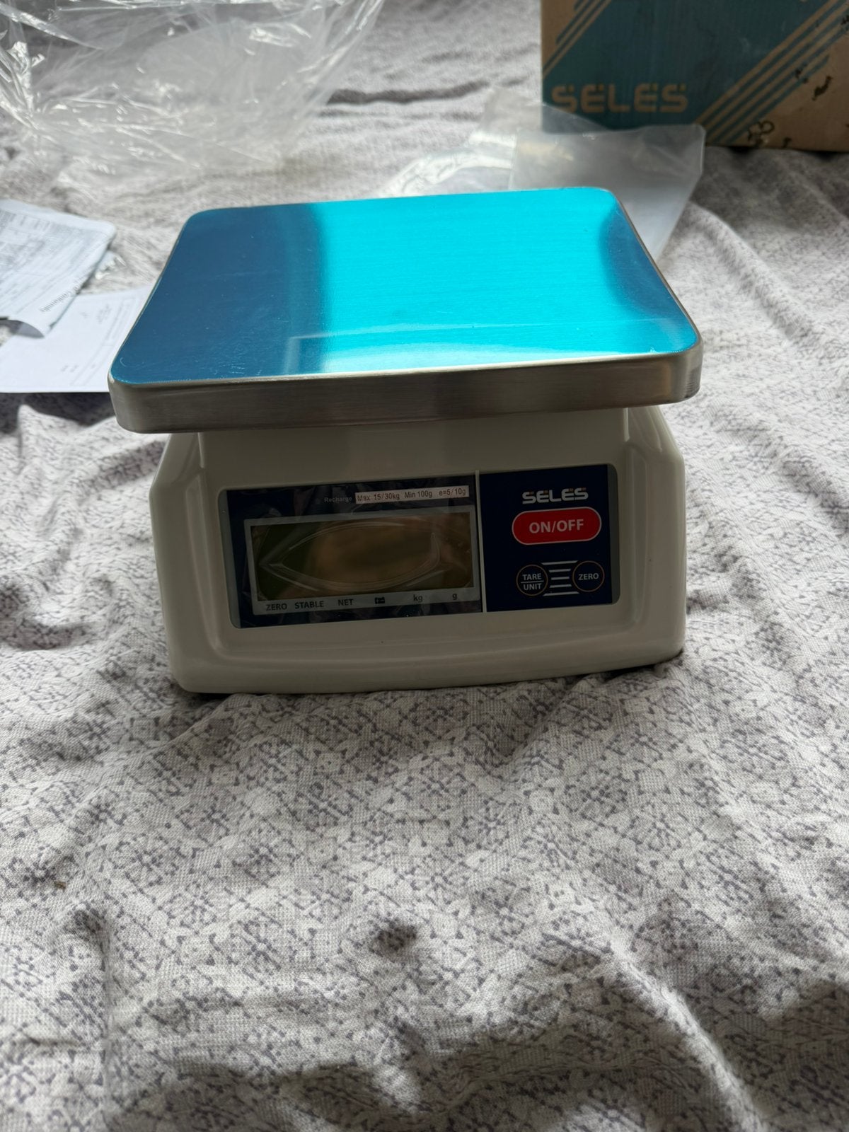 Een weegschaal, Elektronische apparatuur, Weegschalen, Ophalen, Nieuw, Keukenweegschaal, Digitaal