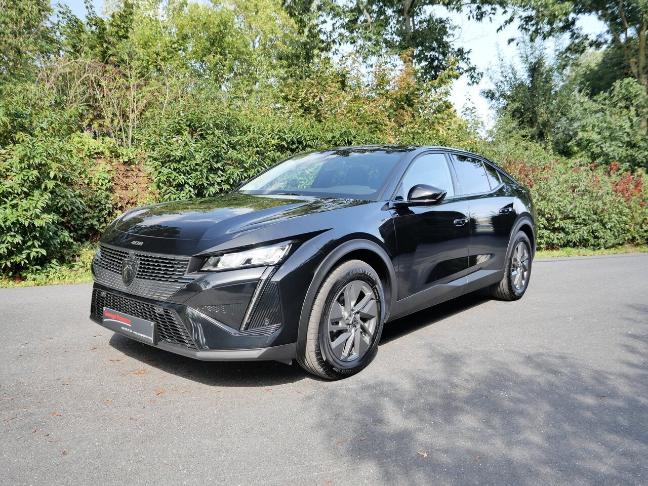 Peugeot 408 Allure Hybrid 145 e DCS6 Belgisch voertuig, Auto's, 0 min, Zwart, Bedrijf, 5 deurs