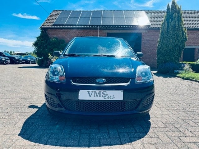Ford Fiesta 1.3 Benzine * Garantie * Airco *, Auto's, 1299 cc, Stof, Zwart, 4 cilinders