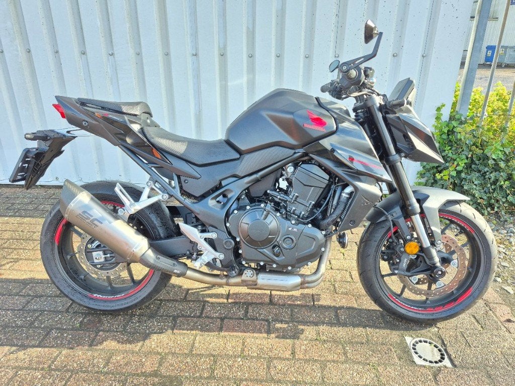 Honda CB750 Hornet uit 2026, stoere naked bike, Motoren, 750 cc, 2 cilinders, Occasion, Motorrijbewijs A