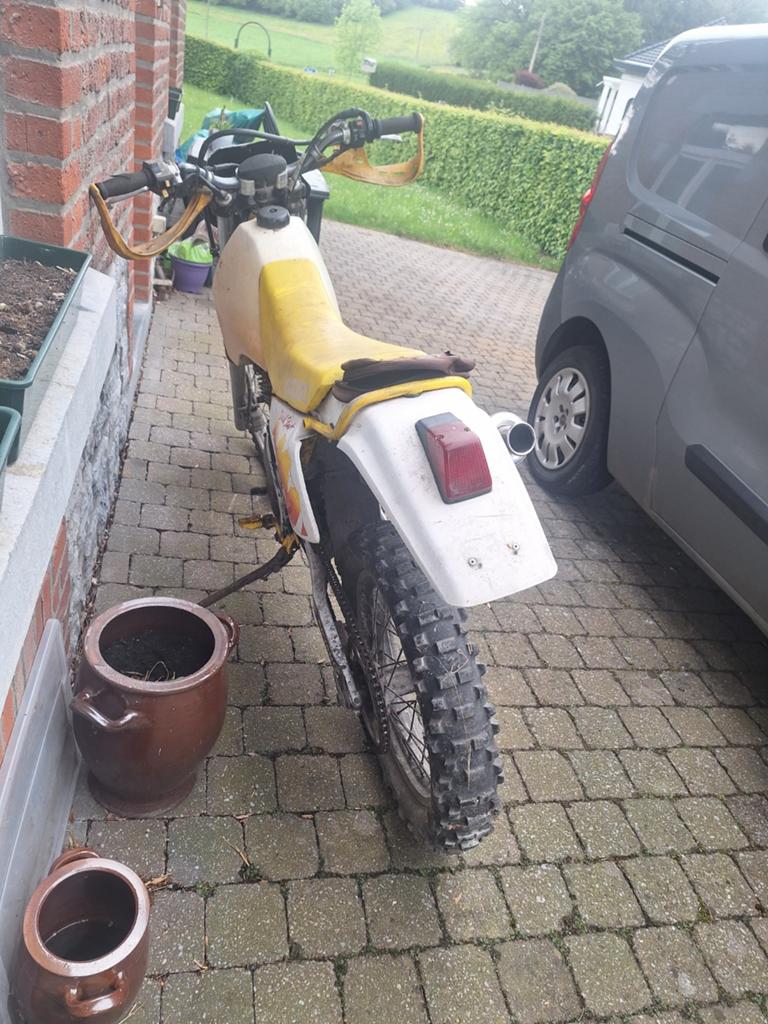 Suzuki dr 350, Enlèvement ou Envoi, Suzuki