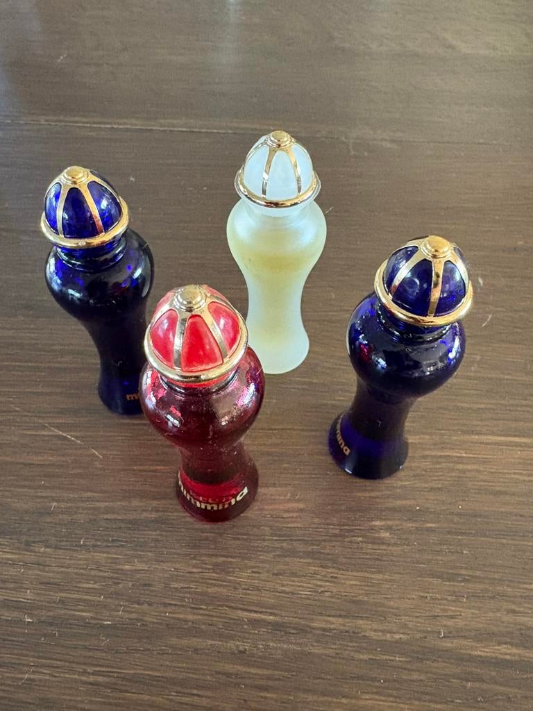 4 mini parfums mimmina, Verzamelen, Ophalen, Zo goed als nieuw