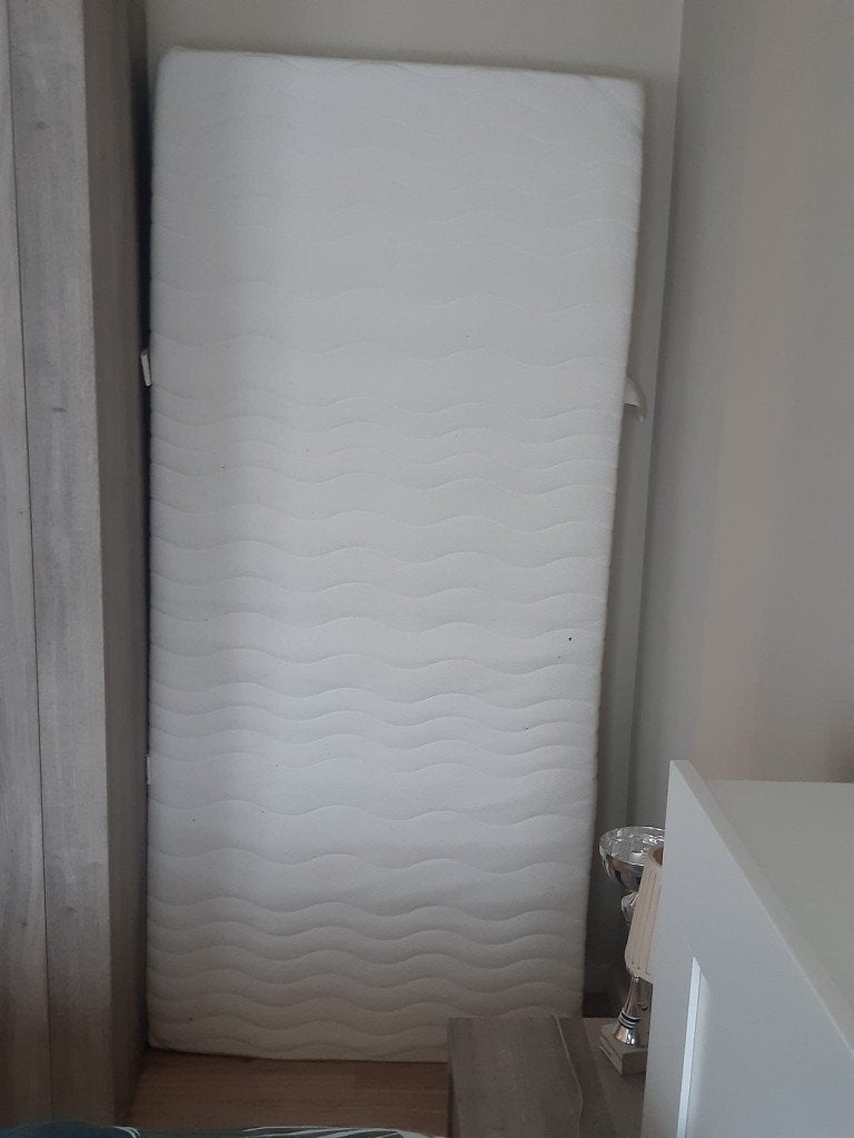 matras eenpersoons, Huis en Inrichting, Slaapkamer | Matrassen en Bedbodems, Ophalen, Gebruikt, 90 cm, Eenpersoons