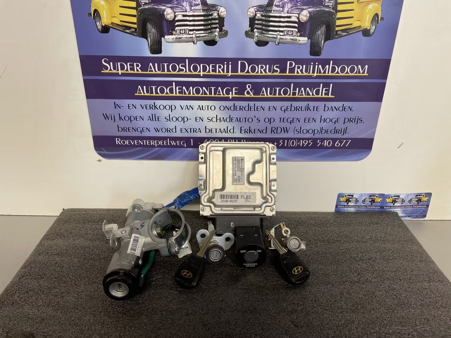 Hyundai i10 contactslot+ECU Compleet, Info@fabrikant.eu, Fabrikant BV, Fabrikantstraat 1
1000 AA  Amsterdam, NL, Utilisé