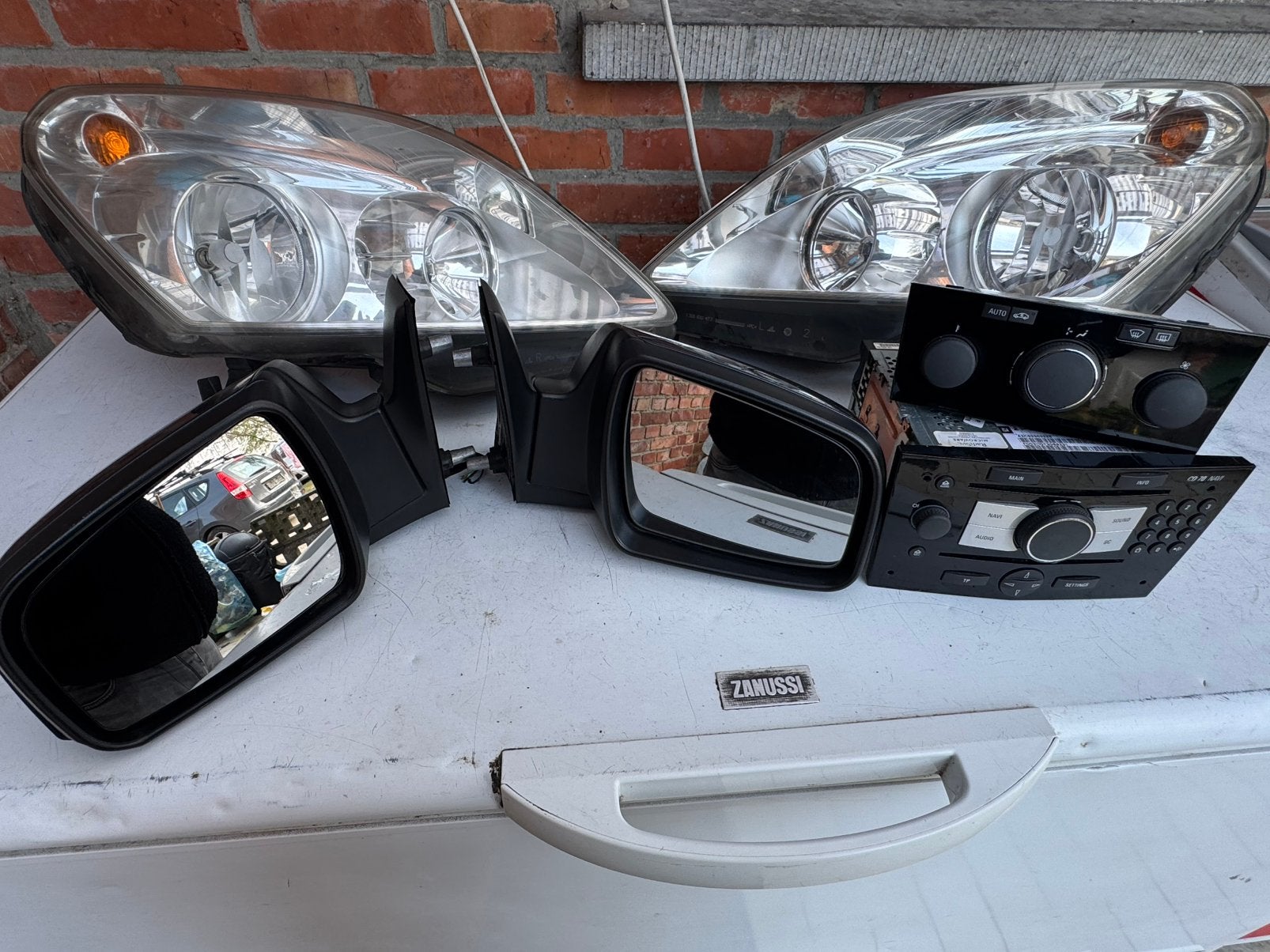 Opel Zafira B – onderdelen te koop / export / demontage, Ophalen, Opel
