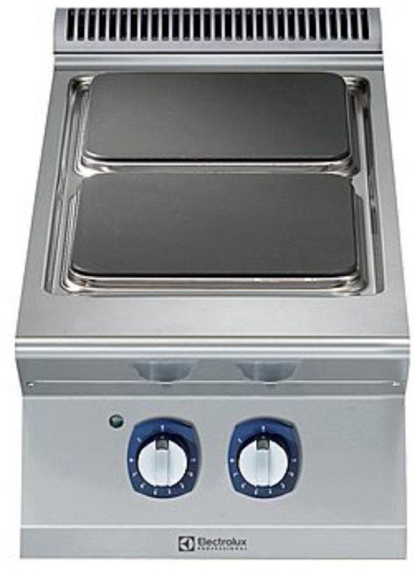 Fourneau Electrolux électrique peu servi, Articles professionnels, Utilisé, Cuisinière, Friteuse et Grils