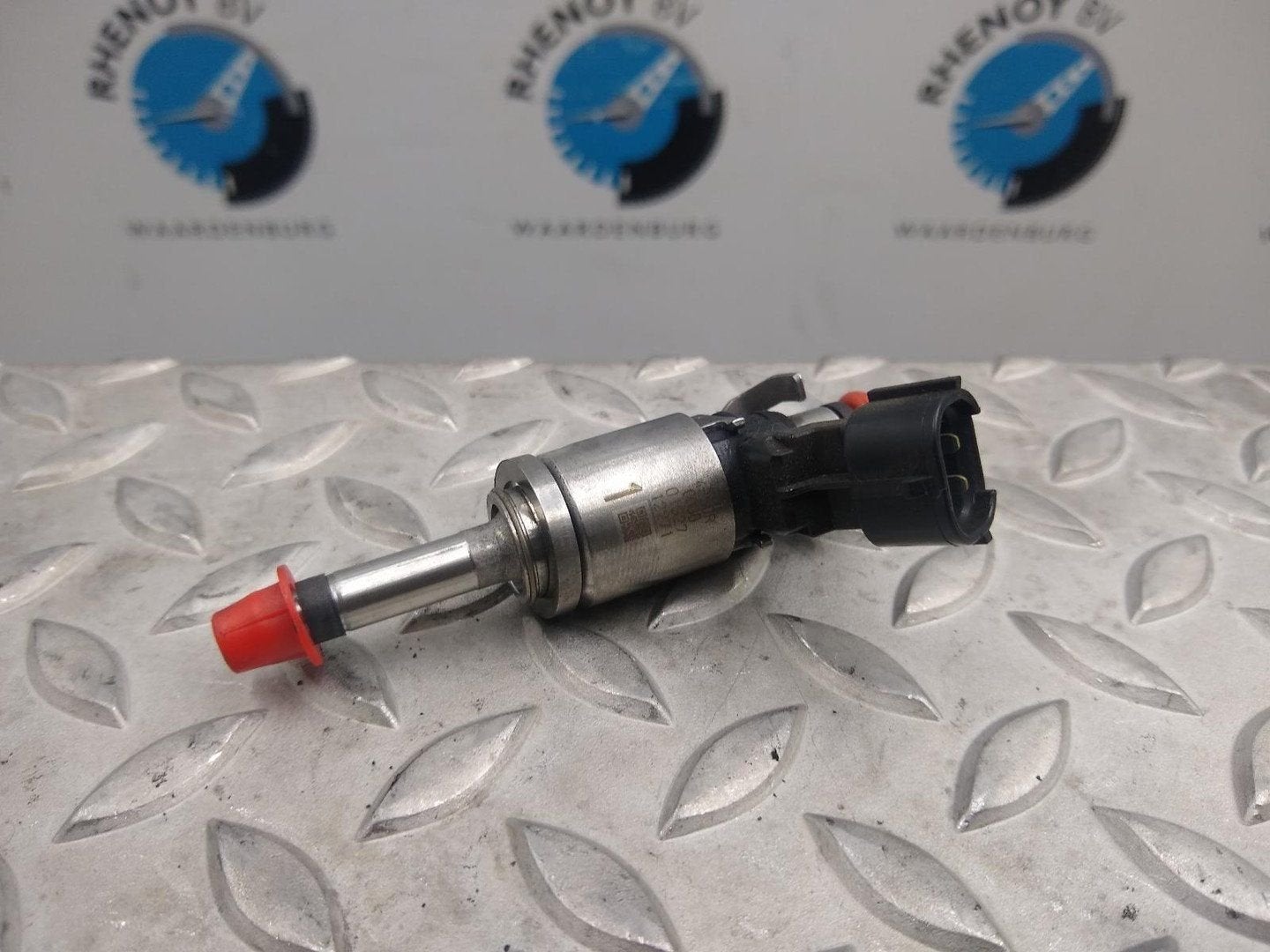 RENAULT MEGANE BRANDSTOF INJECTOR / VERSTUIVER 2016, Ophalen of Verzenden, Gebruikt, Stiba lid