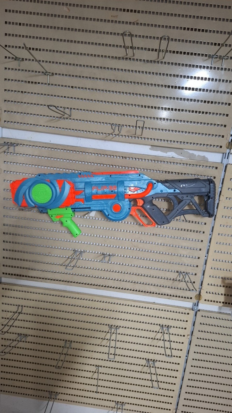 Nerf flip 32, Kinderen en Baby's, Speelgoed | Buiten | Actiespeelgoed, Ophalen of Verzenden, Zo goed als nieuw