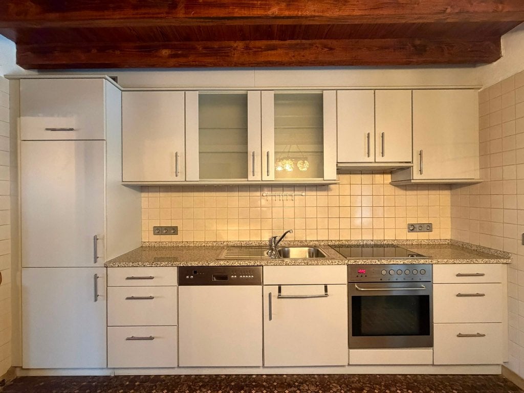 Cuisine complet, Ophalen, Wit, Graniet of Steen, Enkelwandige keuken