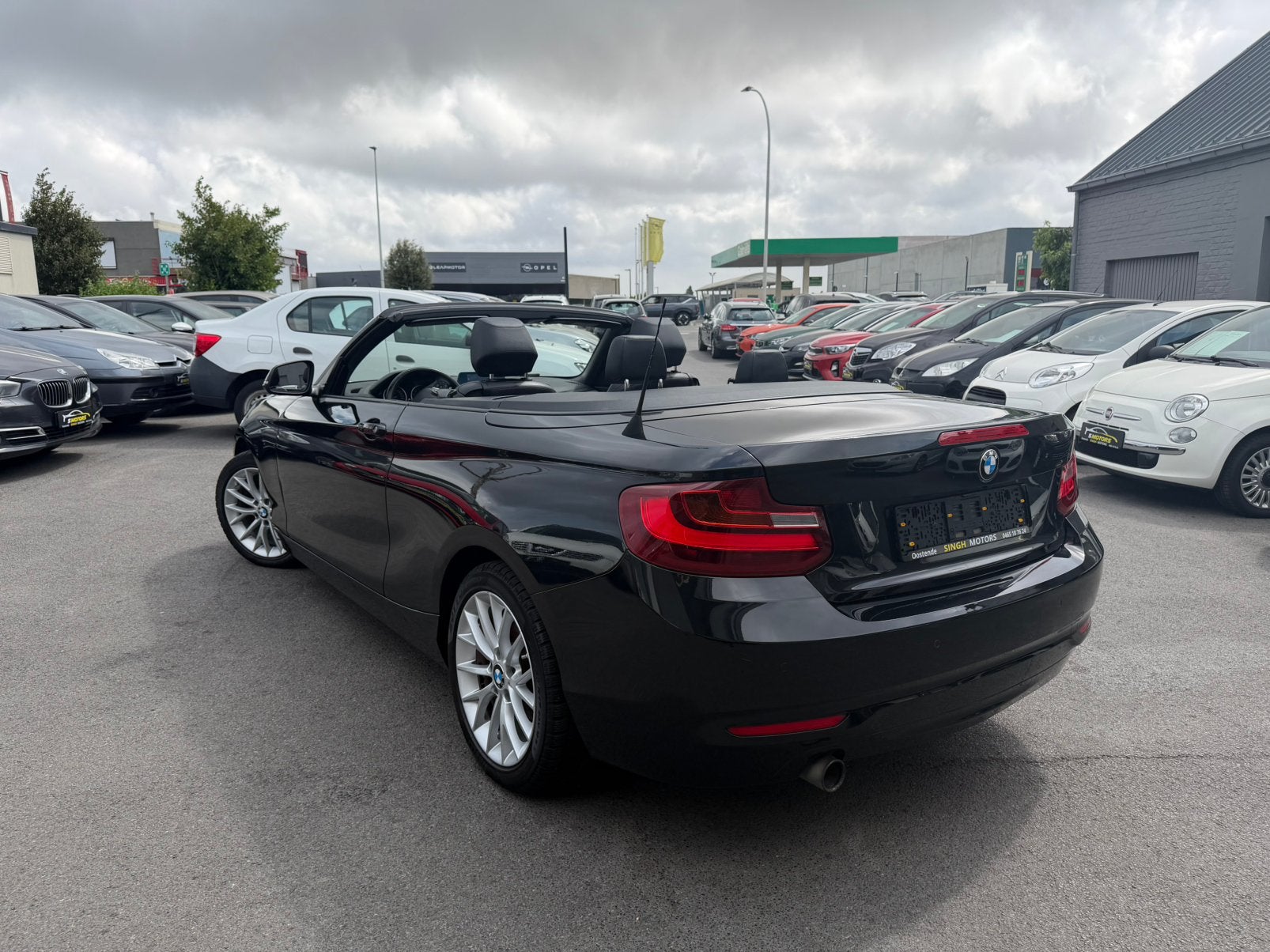 BMW 218i Cabrio *Automaat* Camera *Gps *1eigenaar *GARANTIE*, Autos, Cruise Control, Euro 6, Entreprise, Cabriolet