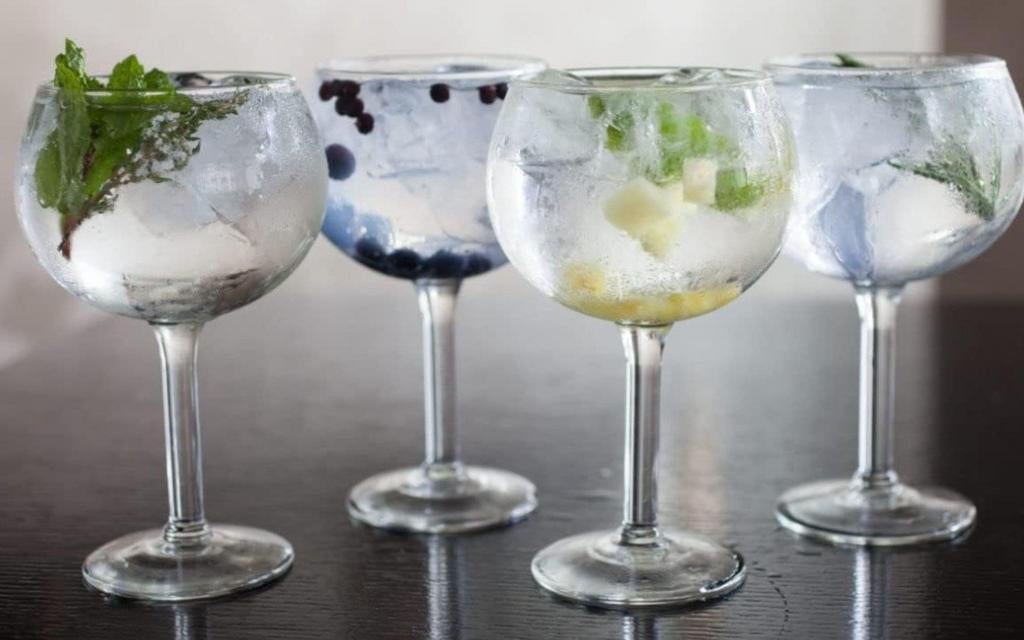 Cocktailglazen, gin tonic glazen, dessertglazen, Verzamelen, Glas en Drinkglazen, Ophalen, Zo goed als nieuw
