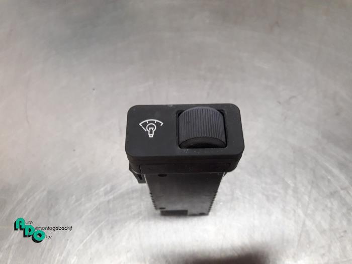 Gradateur habitacle d'un Mazda MX-5 (MX-5 NB 98-), -, 3 mois de garantie, Mazda, Utilisé
