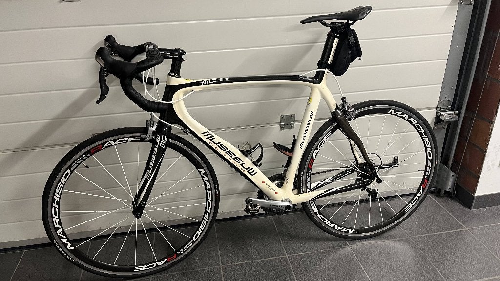 Johan Museeuw koersfiets carbon, Vélos & Vélomoteurs, Vélos | Vélos de course, Autres marques, Frein sur jante, Enlèvement, Utilisé